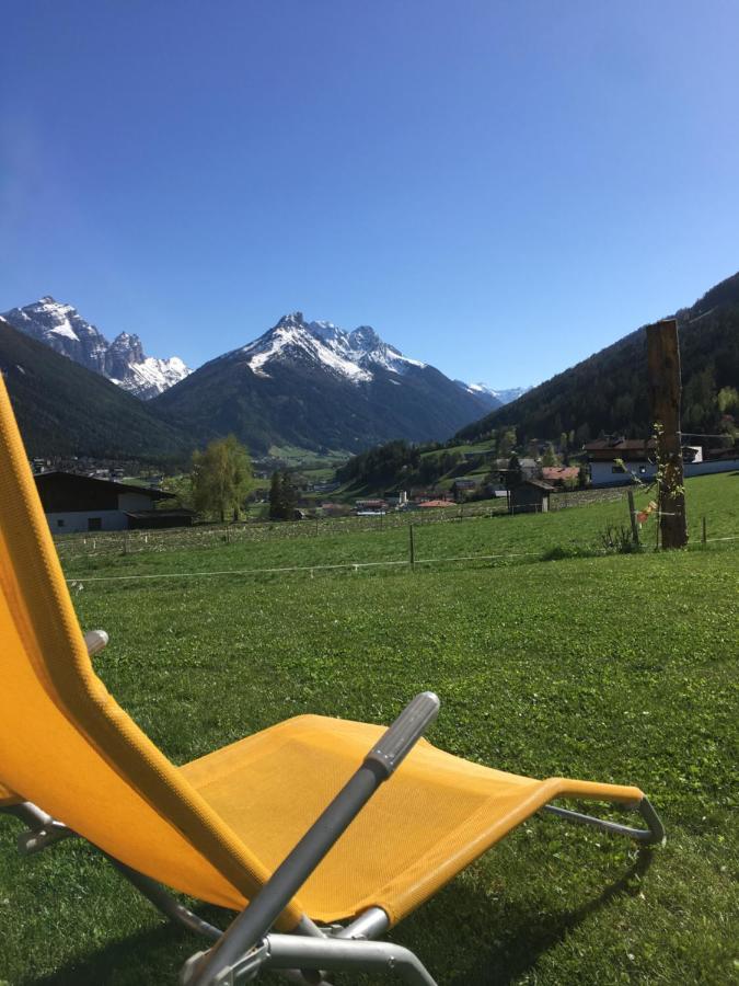 Buttererhof-Apartments Fulpmes Bagian luar foto